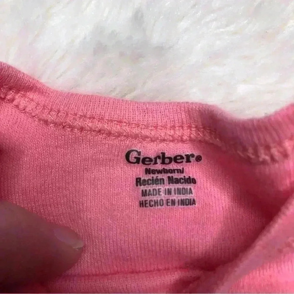 Gerber Onesie DiaperShirt Pink / Flowers /  Face Size Neworn - Picture 2 of 16